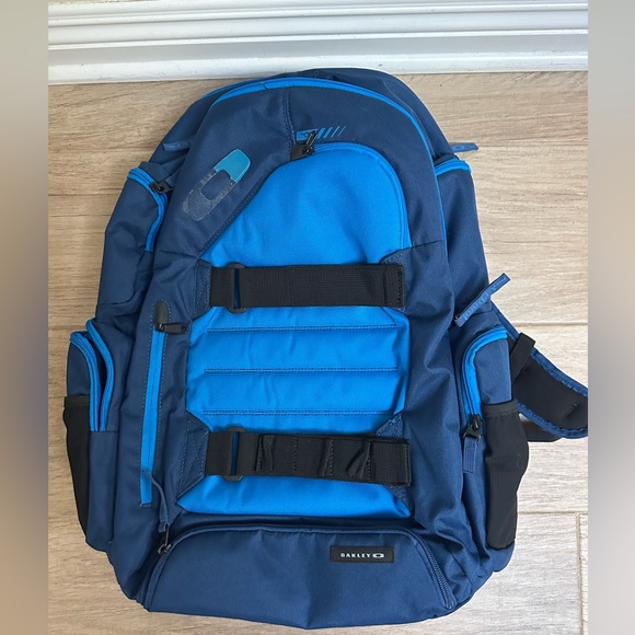 Oakley Other - Oakley Backpack